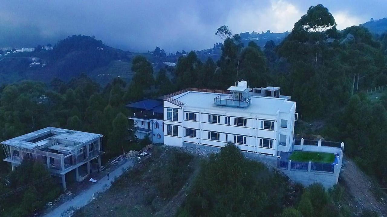 Minus 1 Hotel Kodaikanal Eksteriør billede