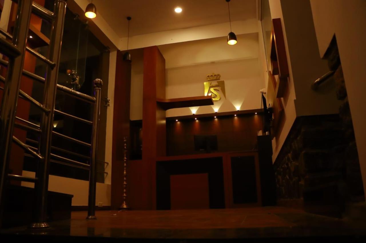 Minus 1 Hotel Kodaikanal Eksteriør billede